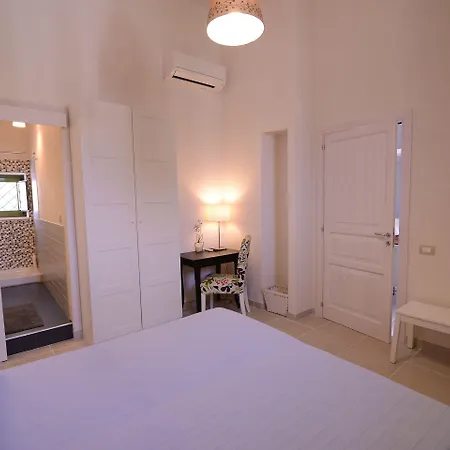 Tenuta Don Paolino לינה וארוחת בוקר אבולה